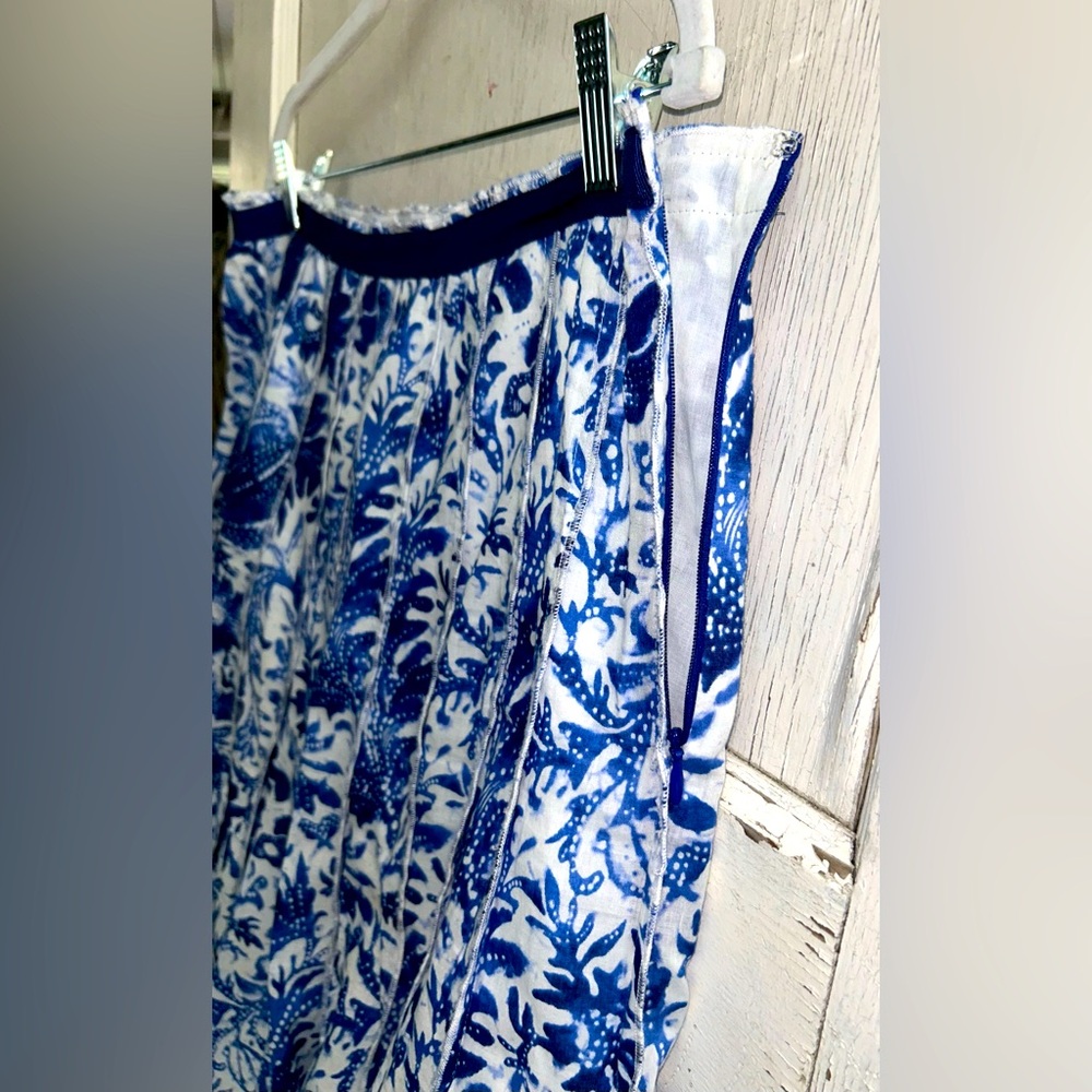 🩵🩵 Boho Blue White Pleated Maxi Skirt🩵🩵 - Picture 4 of 6